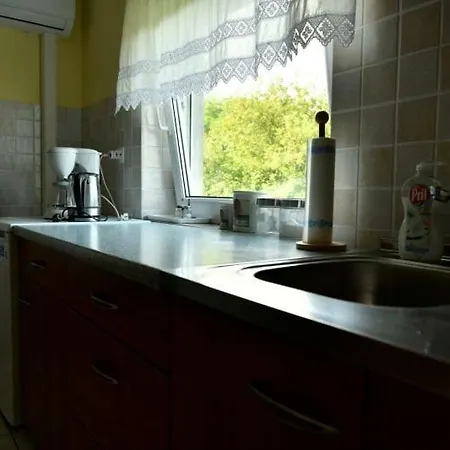 Pocitniska Hisa * Metlika